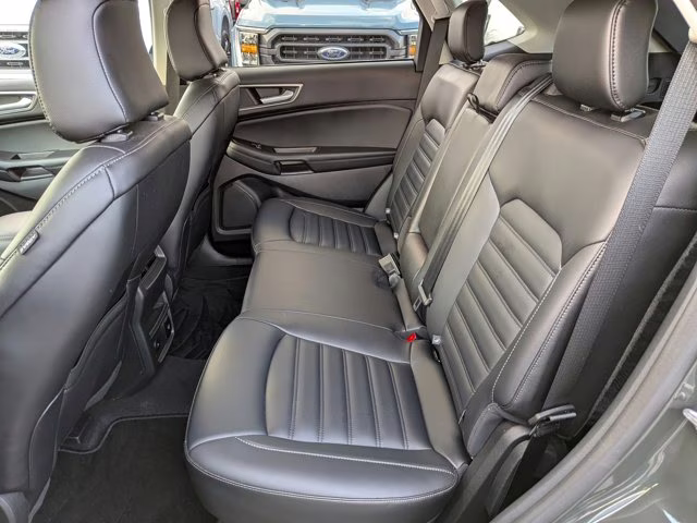 2024 Green Metallic Ford Edge SEL AWD SUV