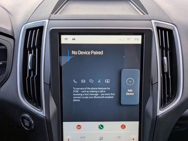 2024 Green Metallic Ford Edge SEL AWD SUV