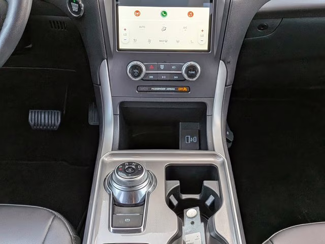 2024 Green Metallic Ford Edge SEL AWD SUV