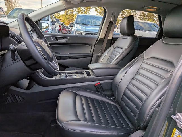 2024 Green Metallic Ford Edge SEL AWD SUV