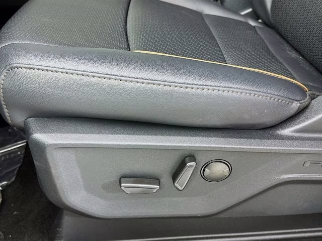 2026 Glacier Gray Metallic Tri-Coat Ford Super Duty F-250 SRW Lariat 4X4 Truck