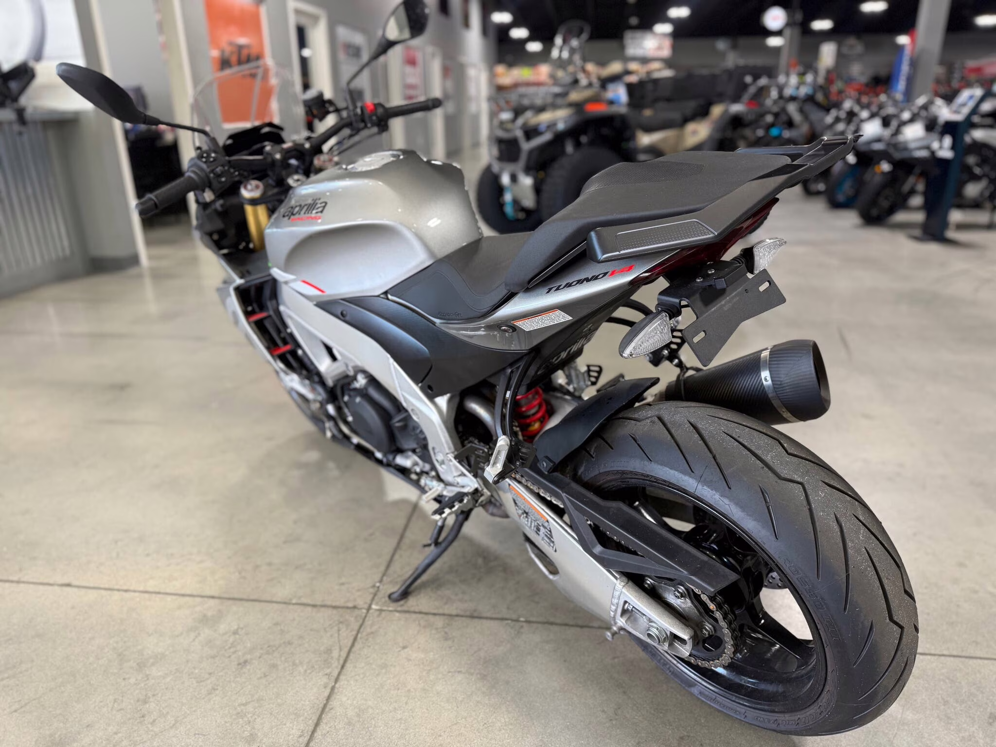 2022 Aprilia Tuono V4 1100 Motorcycle