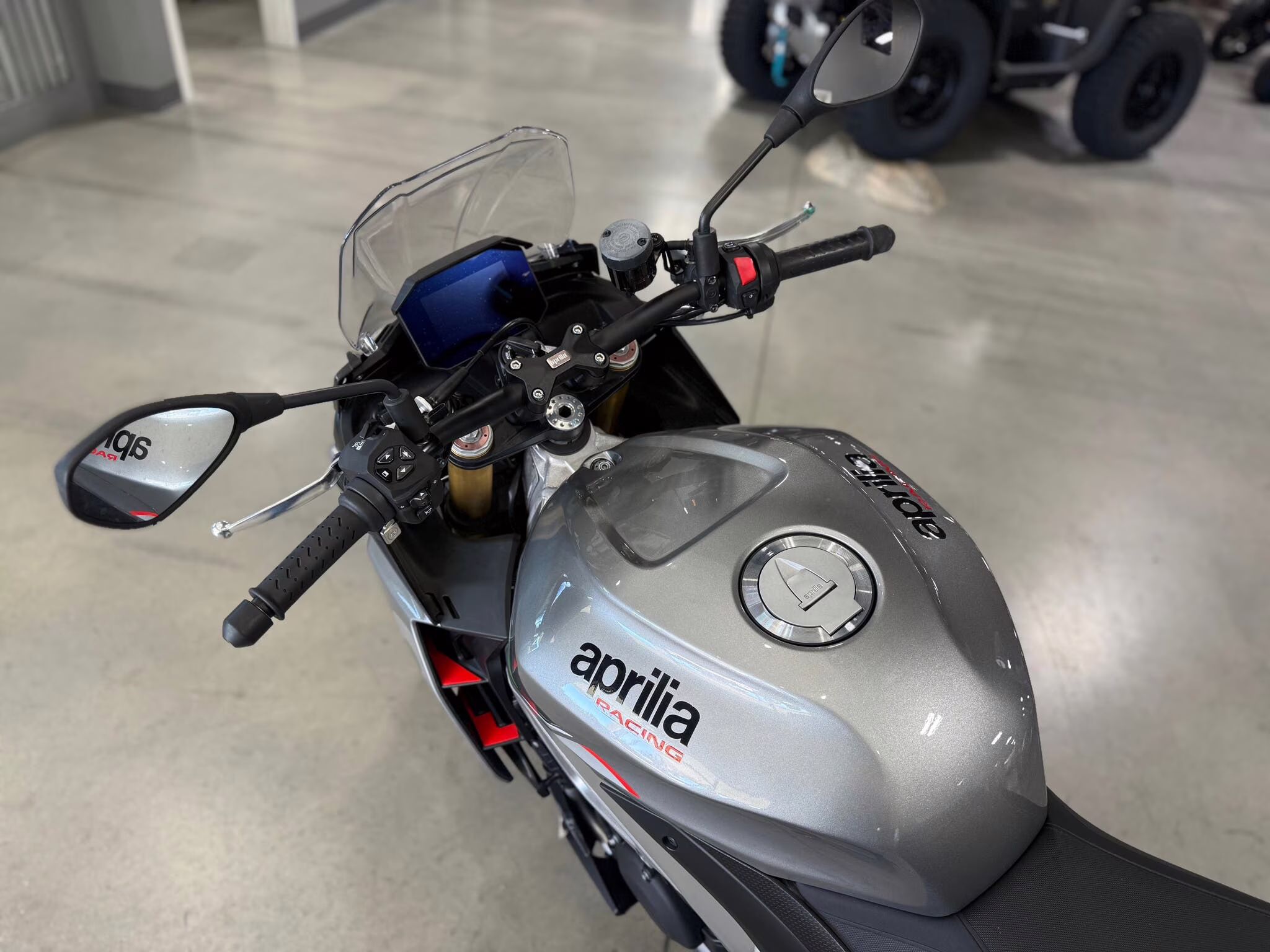 2022 Aprilia Tuono V4 1100 Motorcycle