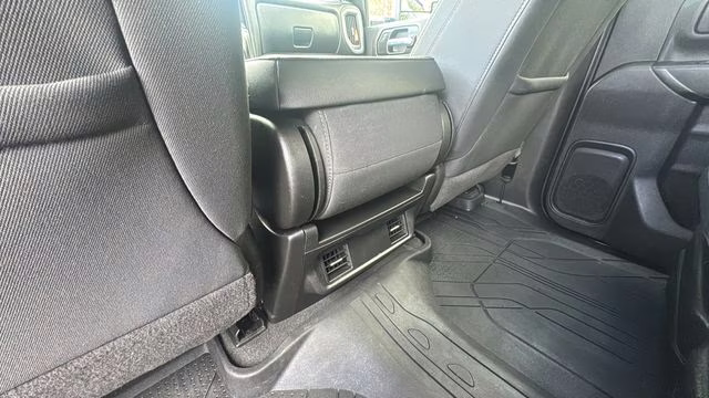 2022 Summit White Chevrolet Silverado 2500HD LT 4X4 Truck