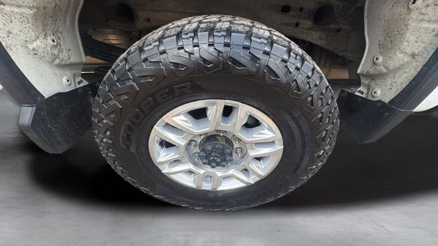 2022 Summit White Chevrolet Silverado 2500HD LT 4X4 Truck