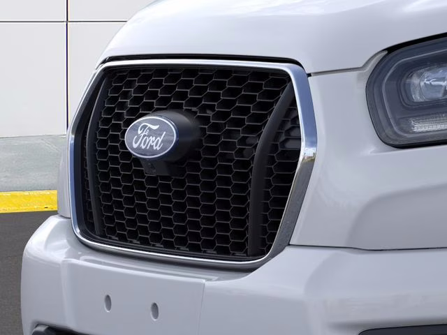 2026 Oxford White Ford Transit-350 XLT RWD Crossover