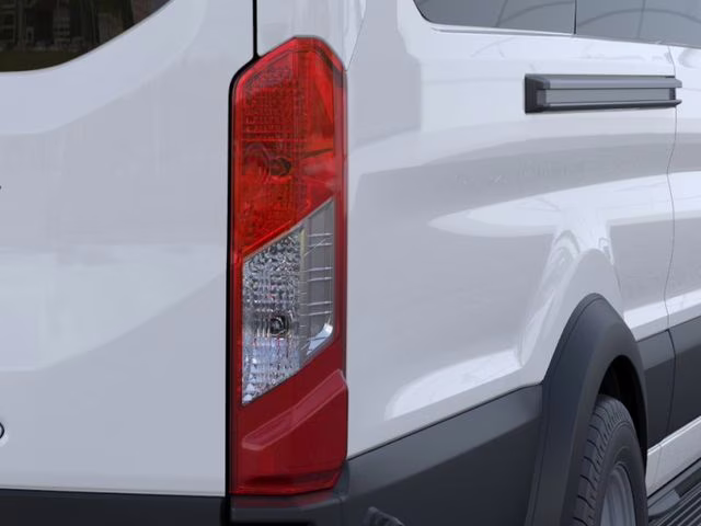 2026 Oxford White Ford Transit-350 XLT RWD Crossover