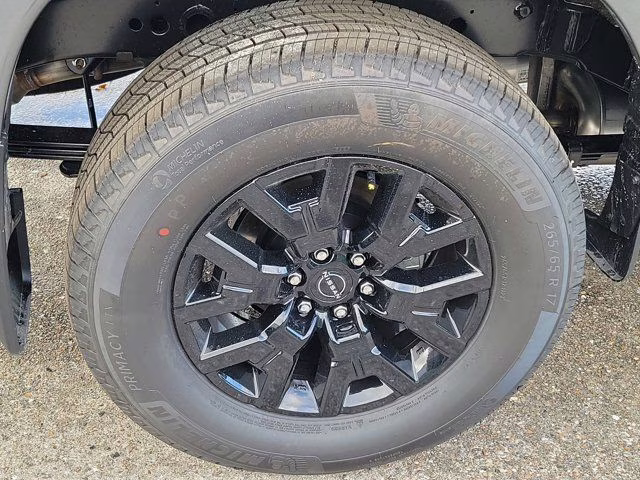 2026 Gun Metallic Nissan Frontier SV 4X4 Truck