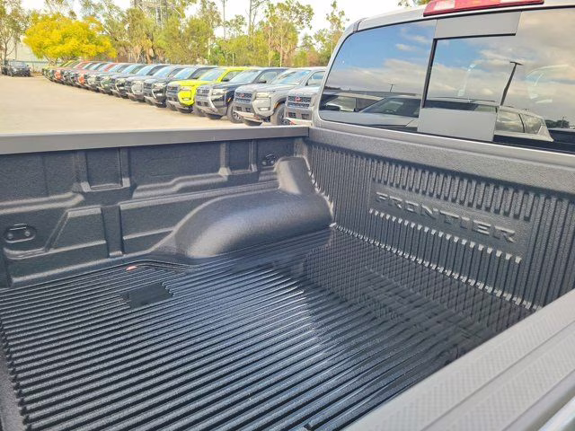 2026 Gun Metallic Nissan Frontier SV 4X4 Truck