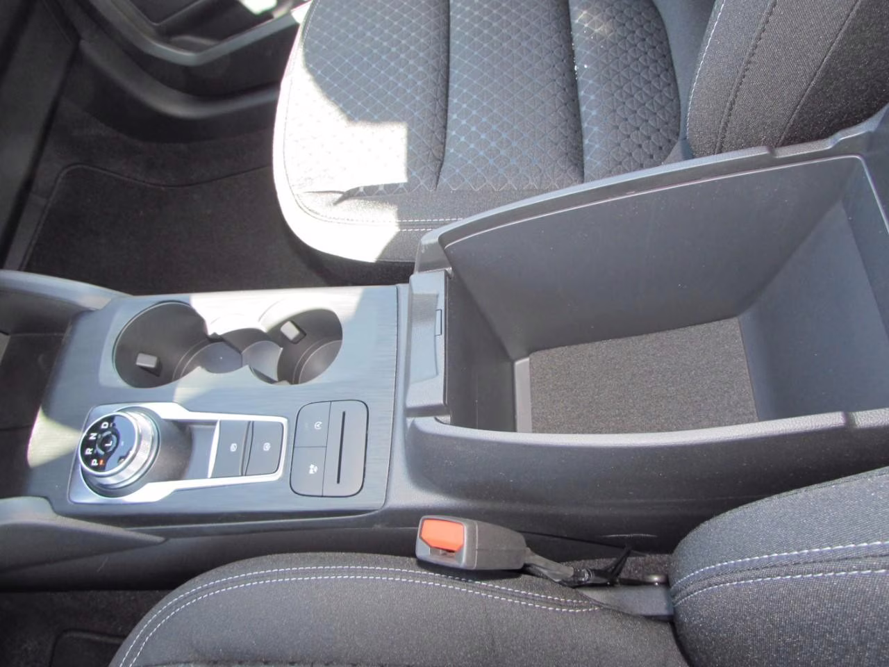 2026 Carbonized Gray Metallic Ford Escape Active FWD SUV