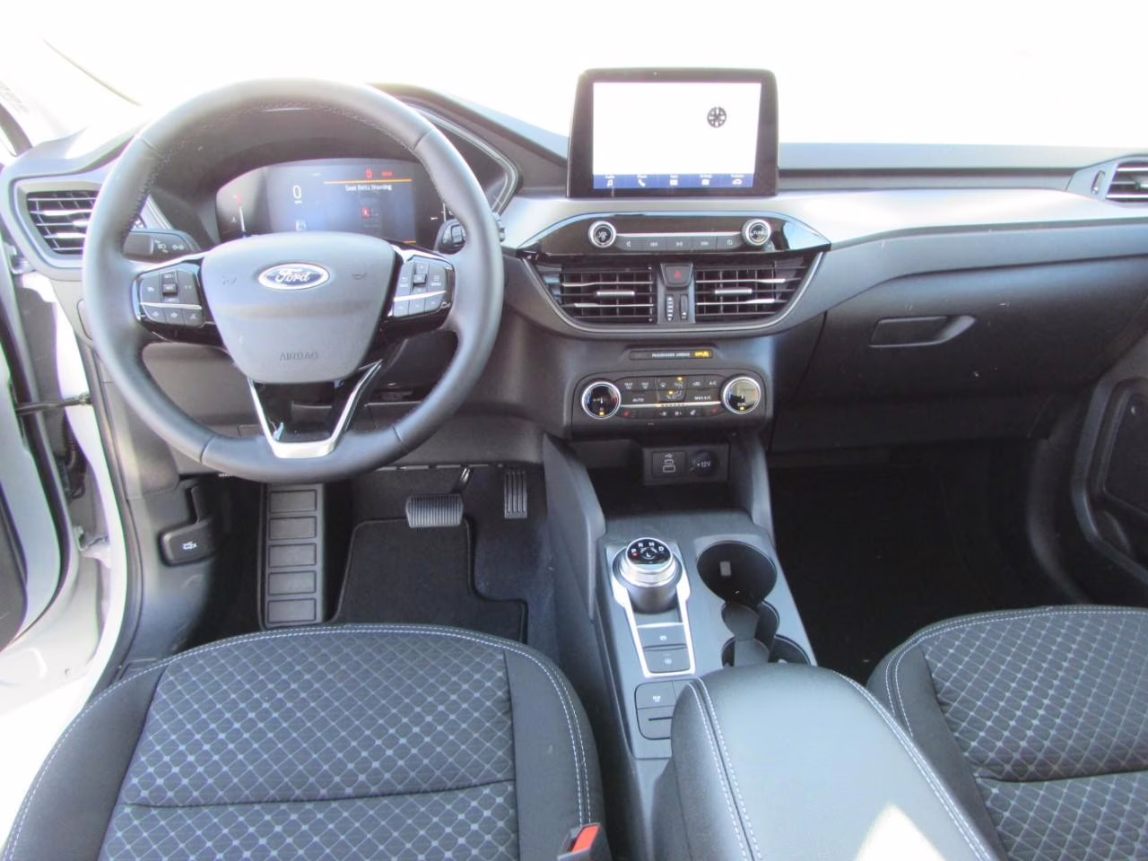 2026 Oxford White Ford Escape Active FWD SUV