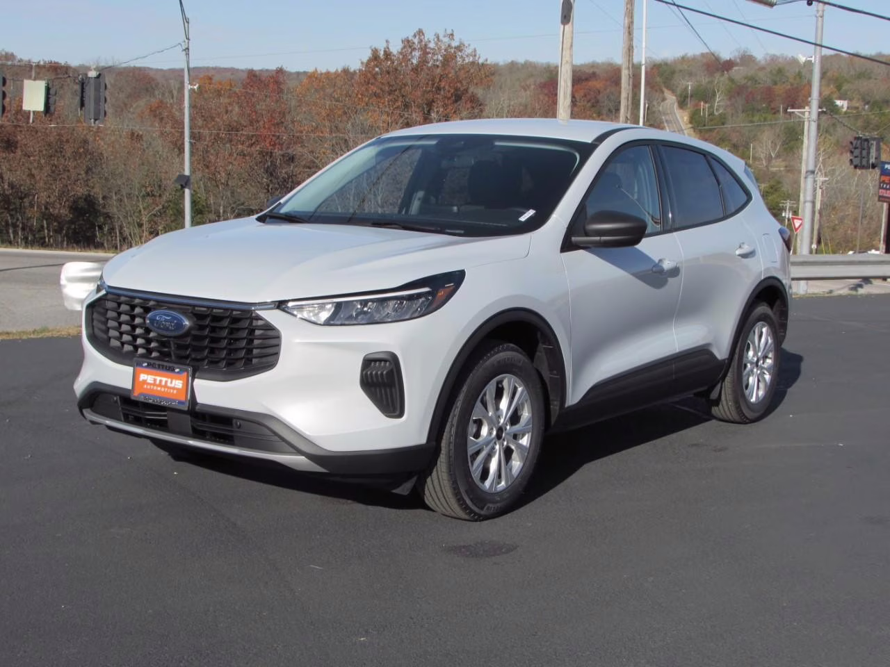 2026 Oxford White Ford Escape Active FWD SUV