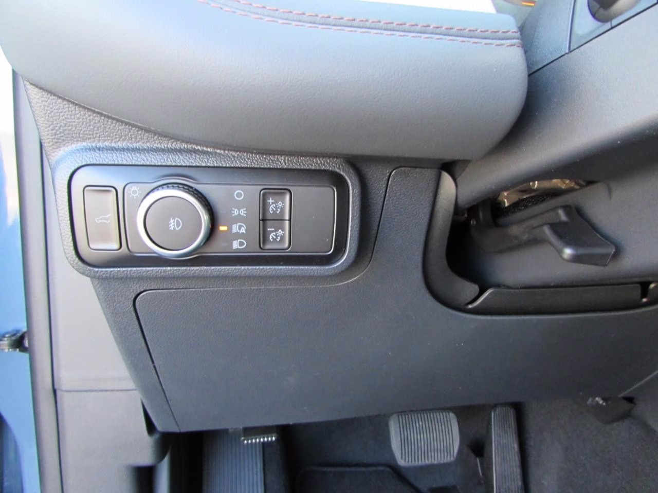 2026 Vapor Blue Metallic Ford Explorer Active 4X4 SUV