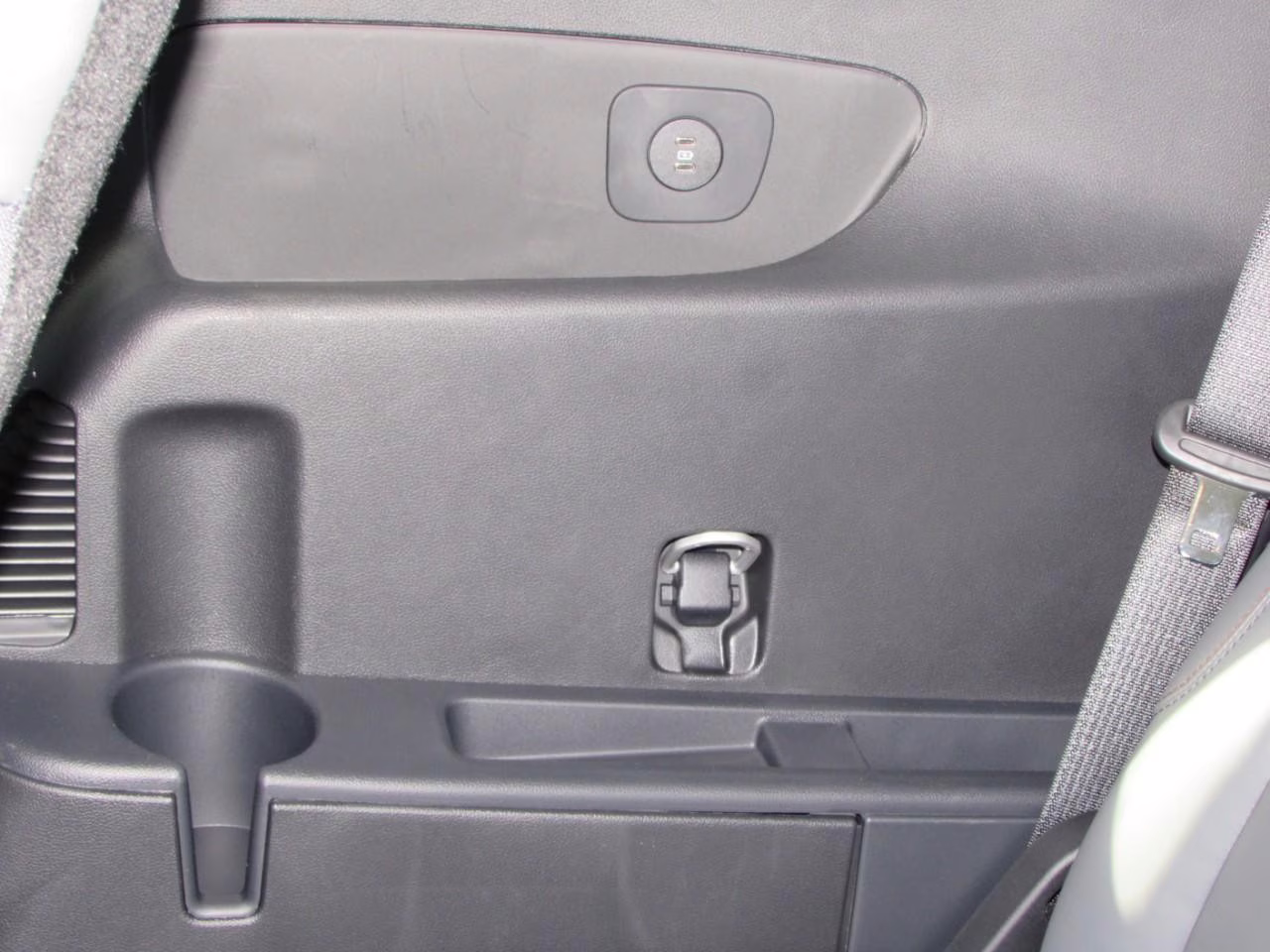 2026 Vapor Blue Metallic Ford Explorer Active 4X4 SUV