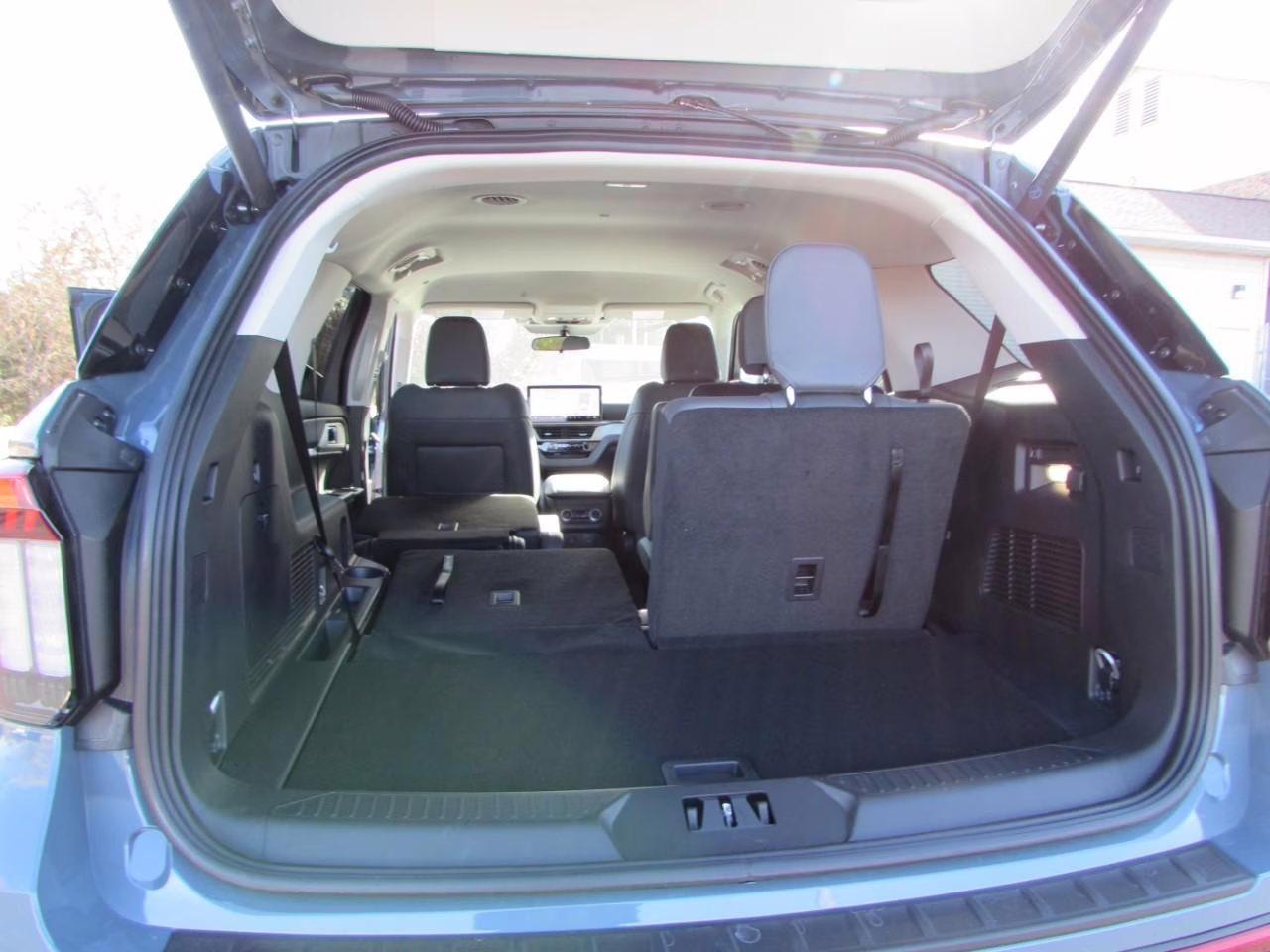 2026 Vapor Blue Metallic Ford Explorer Active 4X4 SUV