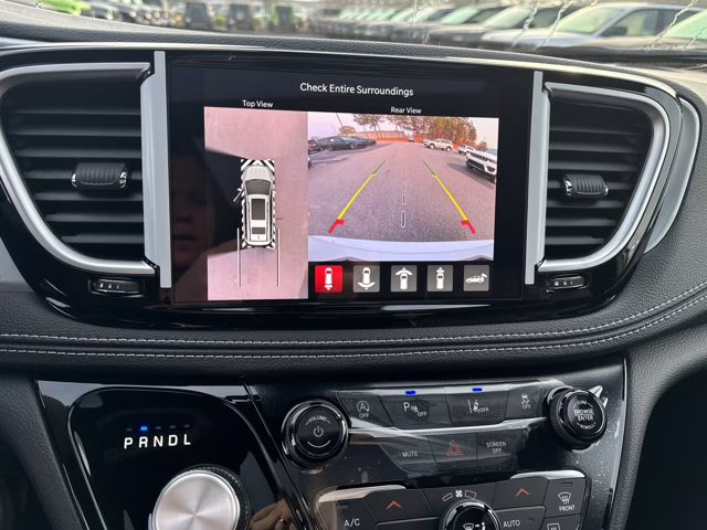 2026 Bright White Clearcoat Chrysler Pacifica Limited FWD Van