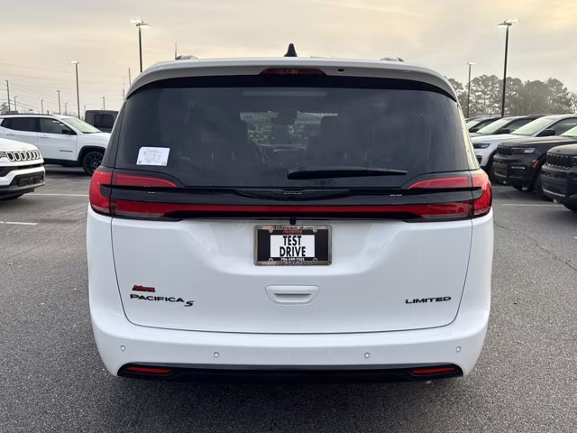 2026 Bright White Clearcoat Chrysler Pacifica Limited FWD Van