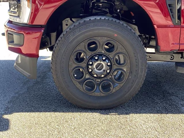 2026 Ruby Red Metallic Tinted Clearcoat Ford Super Duty F-250 SRW LARIAT 4X4 Truck