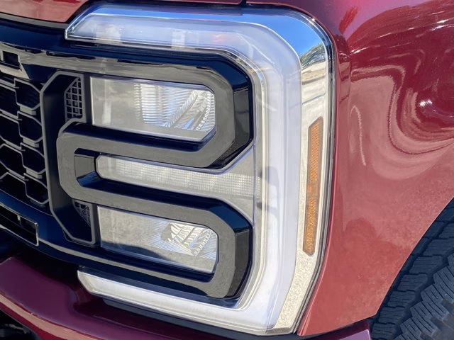 2026 Ruby Red Metallic Tinted Clearcoat Ford Super Duty F-250 SRW LARIAT 4X4 Truck