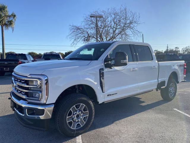 2026 Star White Metallic Tri-Coat Ford Super Duty F-250 SRW LARIAT 4X4 Truck