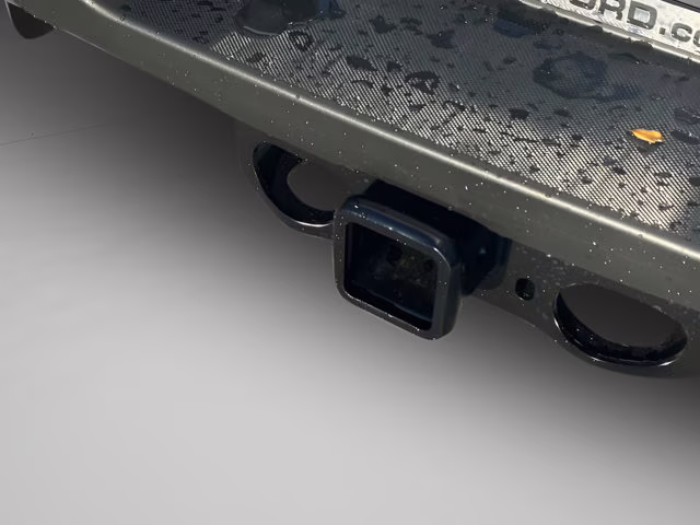 2026 Star White Metallic Tri-Coat Ford Super Duty F-250 SRW LARIAT 4X4 Truck