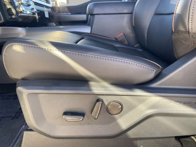 2026 Star White Metallic Tri-Coat Ford Super Duty F-250 SRW LARIAT 4X4 Truck