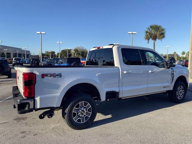 2026 Star White Metallic Tri-Coat Ford Super Duty F-250 SRW LARIAT 4X4 Truck