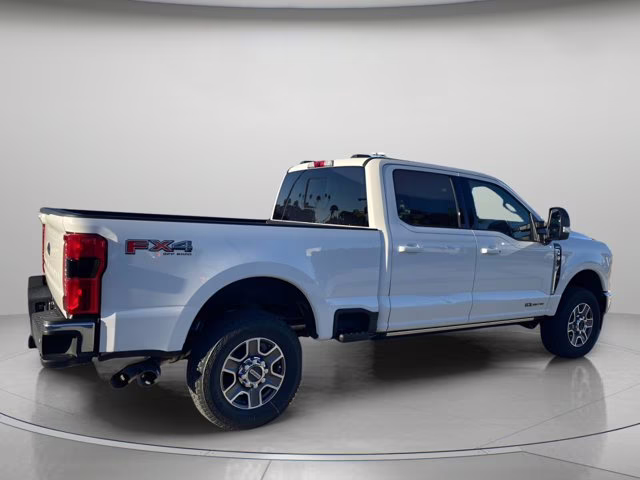 2026 Star White Metallic Tri-Coat Ford Super Duty F-250 SRW LARIAT 4X4 Truck