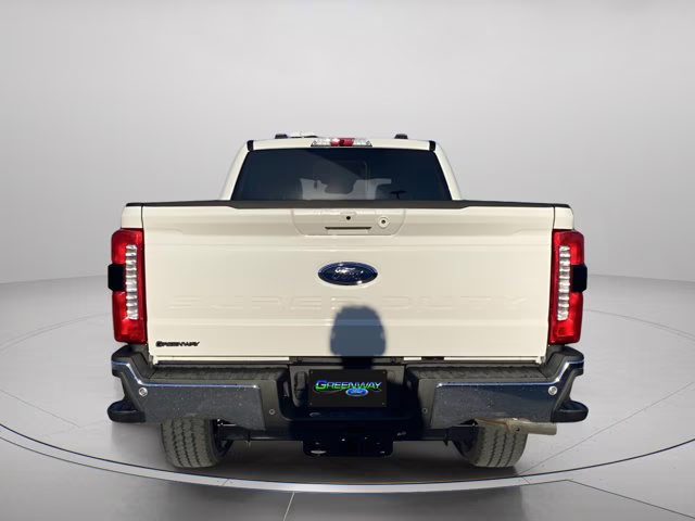 2026 Star White Metallic Tri-Coat Ford Super Duty F-250 SRW LARIAT 4X4 Truck