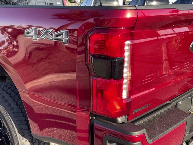 2026 Ruby Red Metallic Tinted Clearcoat Ford Super Duty F-250 SRW LARIAT 4X4 Truck