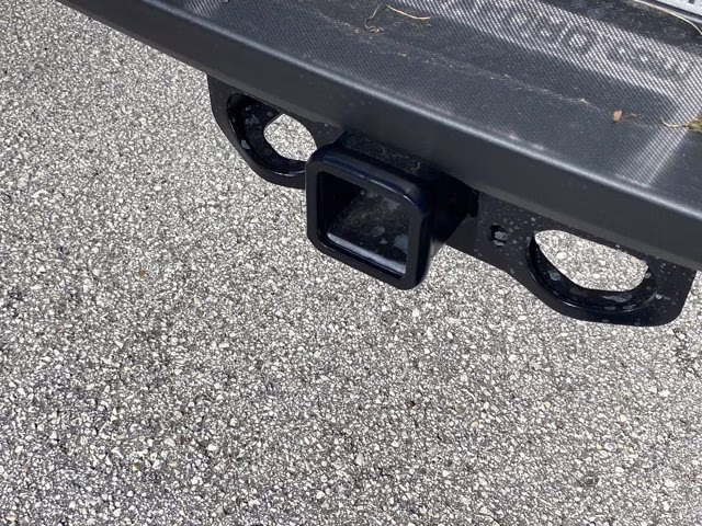 2026 Star White Metallic Tri-Coat Ford Super Duty F-250 SRW LARIAT 4X4 Truck