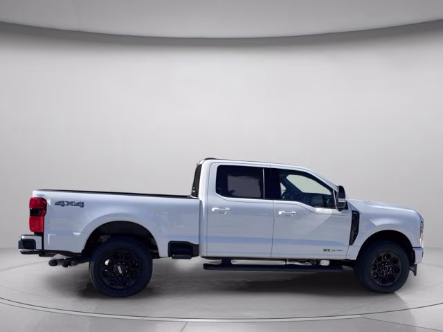 2026 Star White Metallic Tri-Coat Ford Super Duty F-250 SRW LARIAT 4X4 Truck