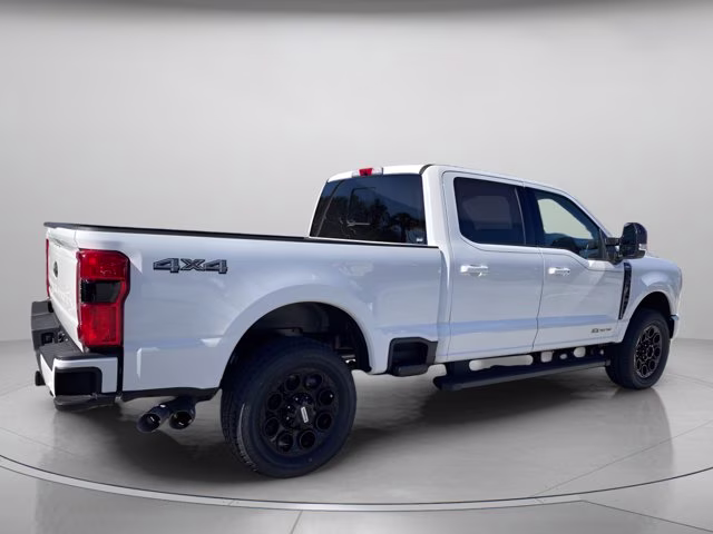 2026 Star White Metallic Tri-Coat Ford Super Duty F-250 SRW LARIAT 4X4 Truck