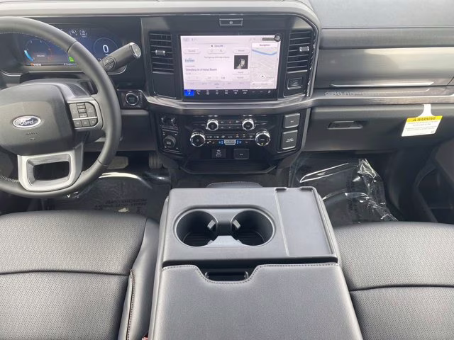 2026 Oxford White Ford Super Duty F-250 SRW LARIAT 4X4 Truck