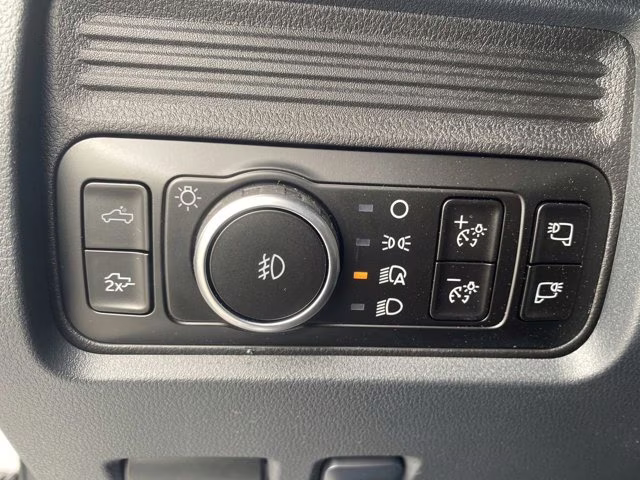 2026 Oxford White Ford Super Duty F-250 SRW LARIAT 4X4 Truck