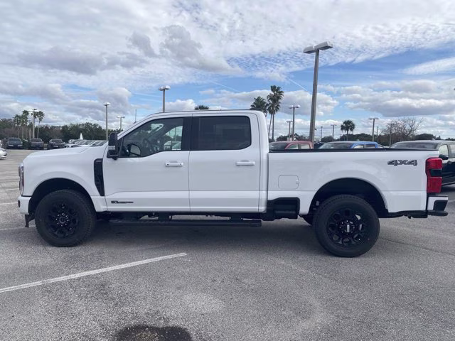 2026 Oxford White Ford Super Duty F-250 SRW LARIAT 4X4 Truck