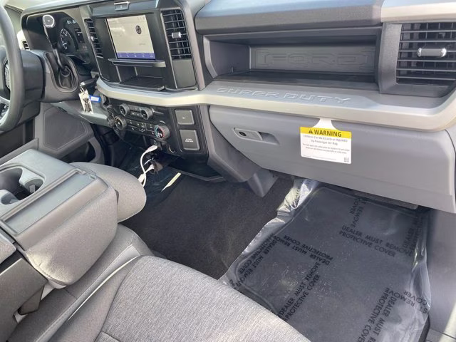 2026 Oxford White Ford Super Duty F-350 SRW XL 4X4 Truck
