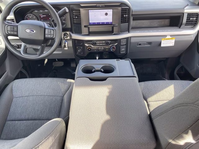 2026 Oxford White Ford Super Duty F-350 SRW XL 4X4 Truck