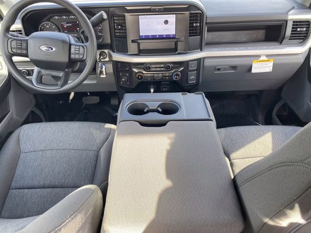 2026 Oxford White Ford Super Duty F-350 SRW XL 4X4 Truck