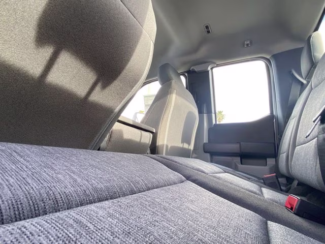 2026 Oxford White Ford Super Duty F-350 SRW XL 4X4 Truck