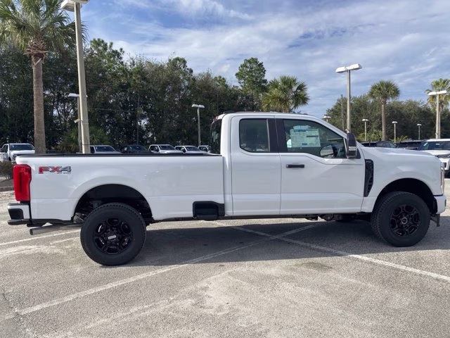 2026 Oxford White Ford Super Duty F-350 SRW XL 4X4 Truck