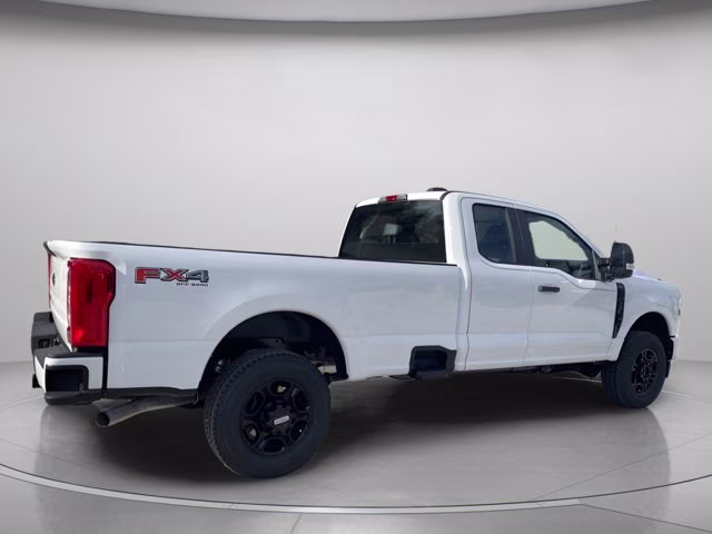 2026 Oxford White Ford Super Duty F-350 SRW XL 4X4 Truck