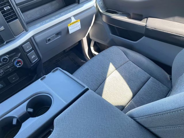 2026 Oxford White Ford Super Duty F-350 SRW XL 4X4 Truck