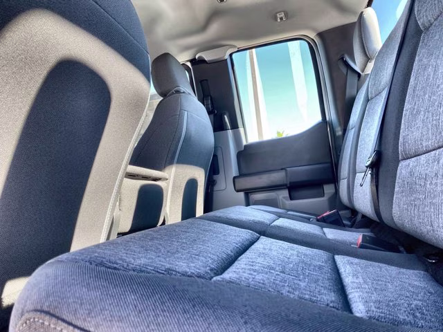 2026 Oxford White Ford Super Duty F-350 SRW XL 4X4 Truck
