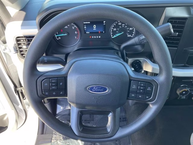 2026 Oxford White Ford Super Duty F-350 SRW XL 4X4 Truck
