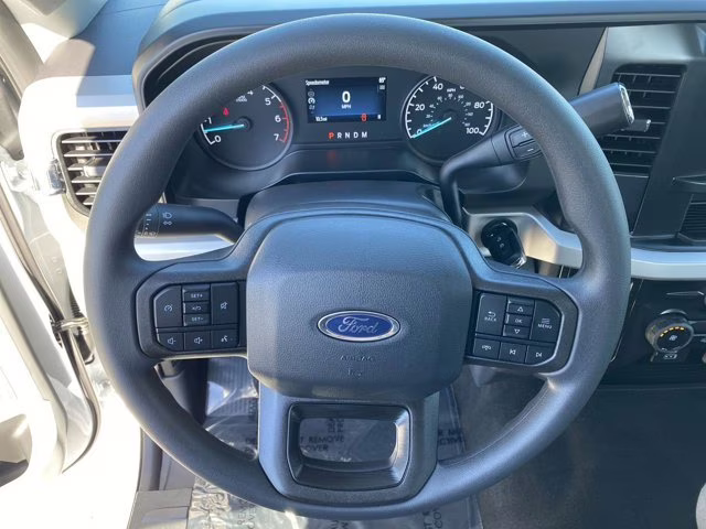 2026 Oxford White Ford Super Duty F-350 SRW XL 4X4 Truck