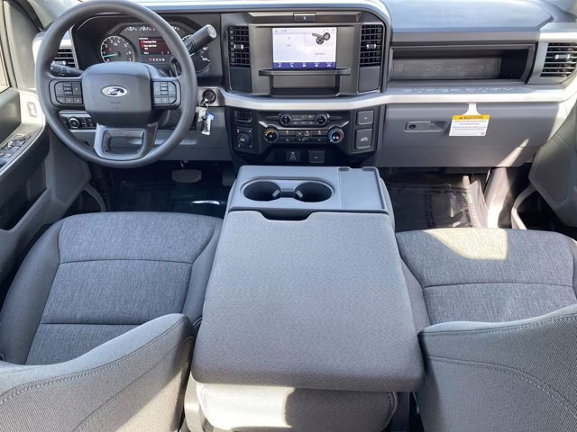 2026 Oxford White Ford Super Duty F-350 SRW XL 4X4 Truck