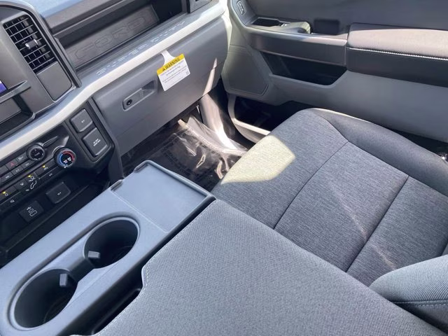 2026 Oxford White Ford Super Duty F-350 SRW XL 4X4 Truck