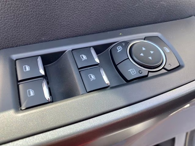 2026 Oxford White Ford Super Duty F-350 SRW XL 4X4 Truck