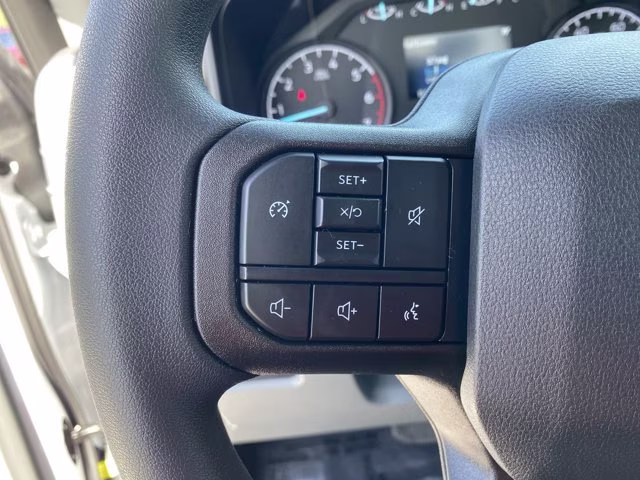2026 Oxford White Ford Super Duty F-350 SRW XL 4X4 Truck